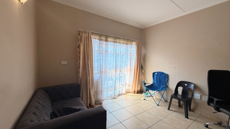 1 Bedroom Property for Sale in Bult South North West